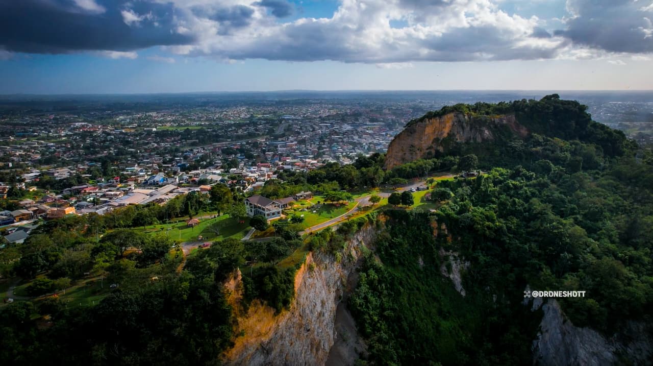 San Fernando Hill